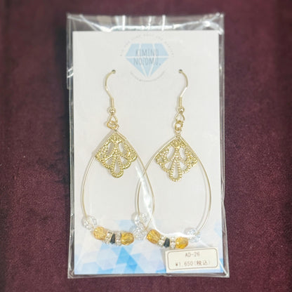 白×黒×黄の透かしピアス【アクセサリー】